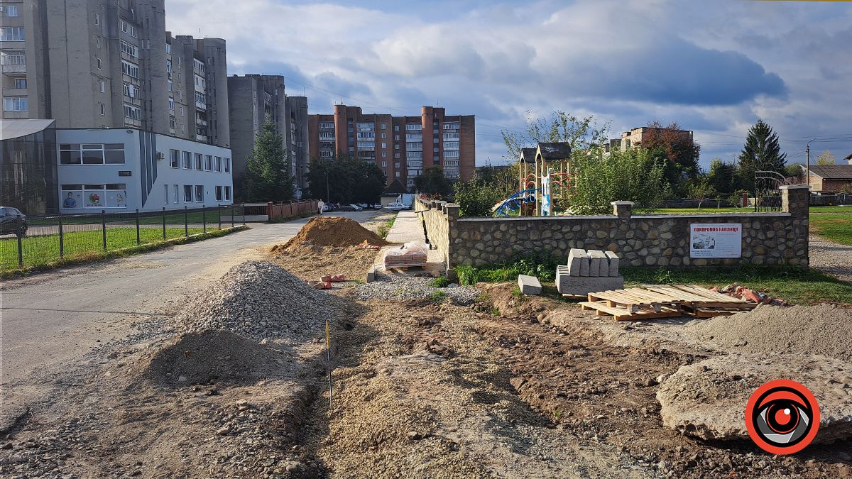 Ремонт тротуарів вул. Мазепи розпочали зі сторони в'їзду в Коломию 2