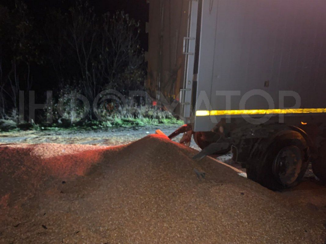 Моторошна ДТП з травмованими під Коломиєю 3