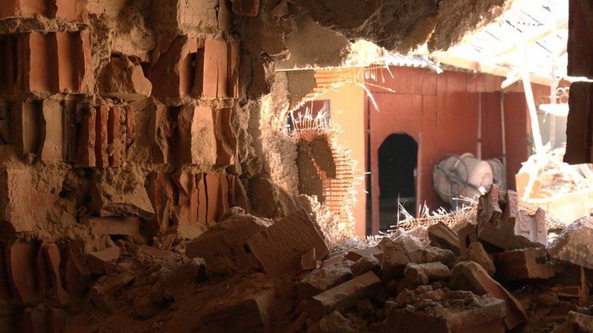 Як у Снятинській громаді відбудовують дім, у який вгатила ворожа ракета 1