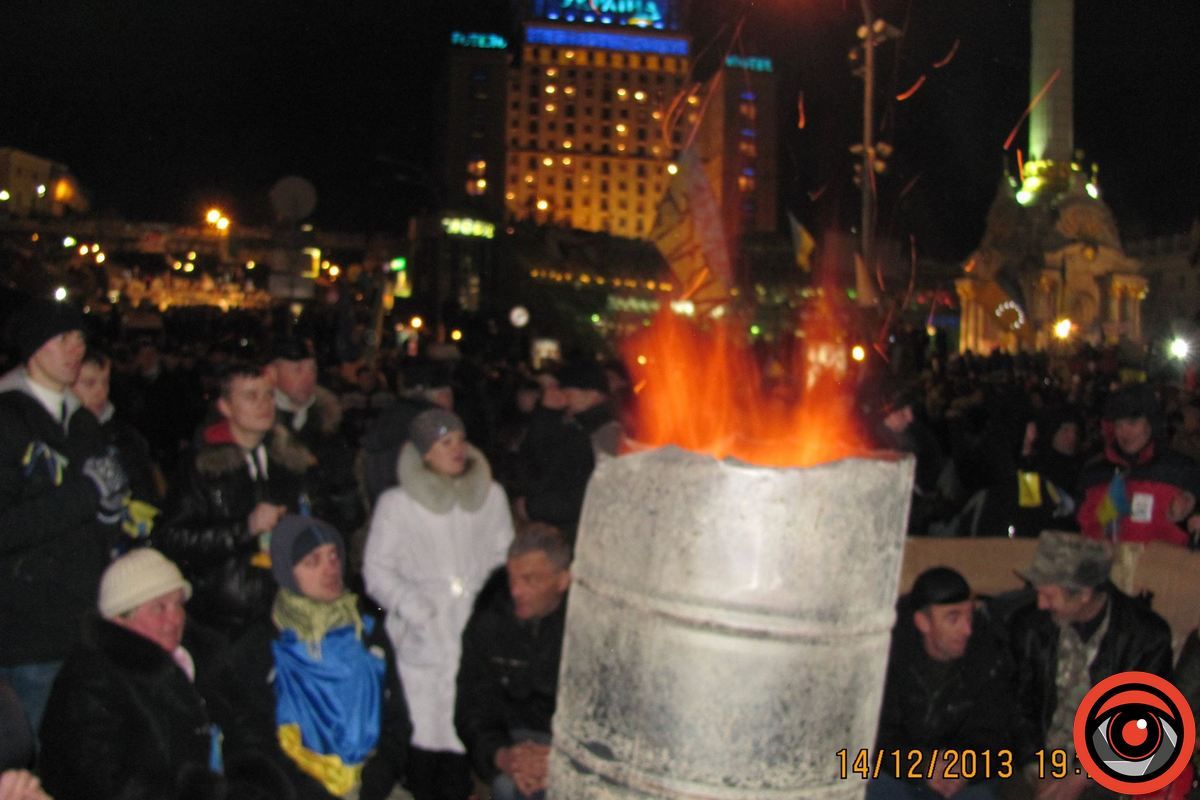 Перші дні Революції Гідності у Коломиї і на Майдані 17