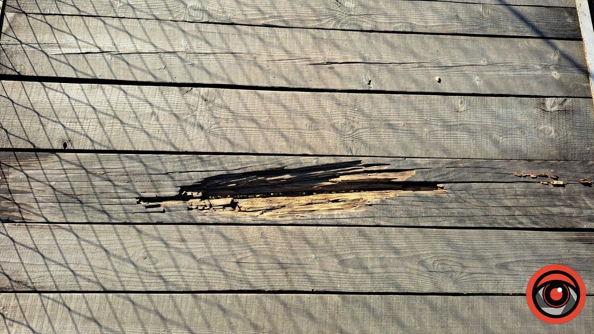 Воскресінецьку кладку, збудована 2 роки тому за понад 8,5 млн грн, уже треба ремонтувати 6