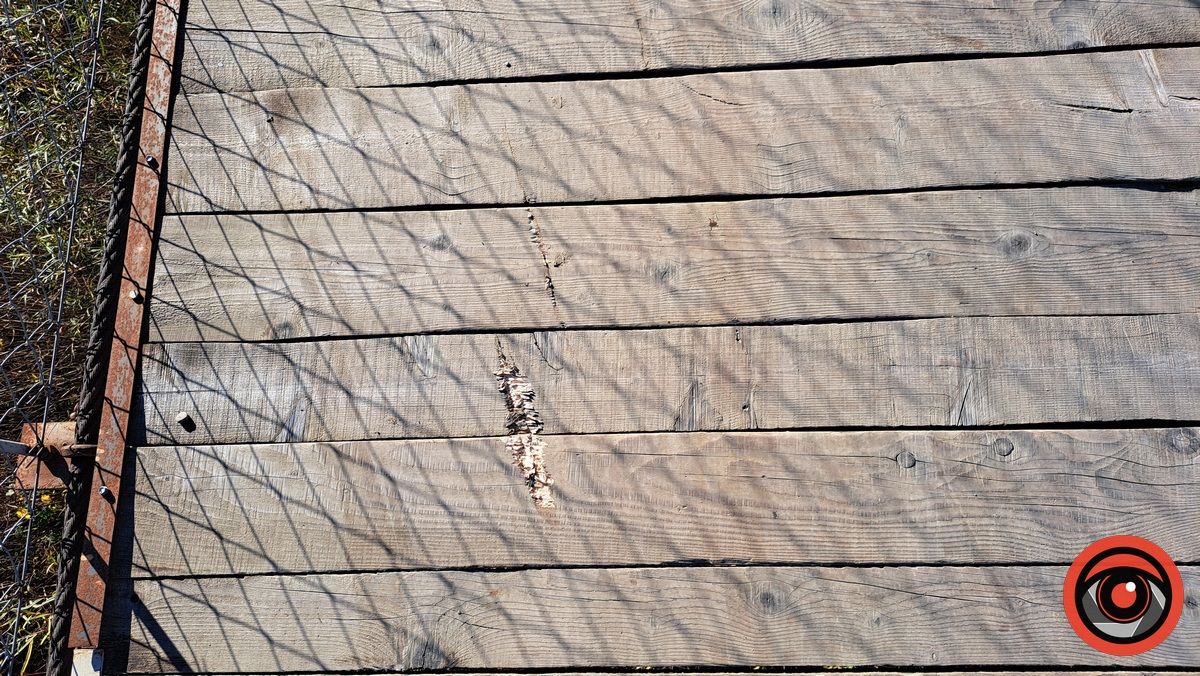 Воскресінецьку кладку, збудована 2 роки тому за понад 8,5 млн грн, уже треба ремонтувати 5