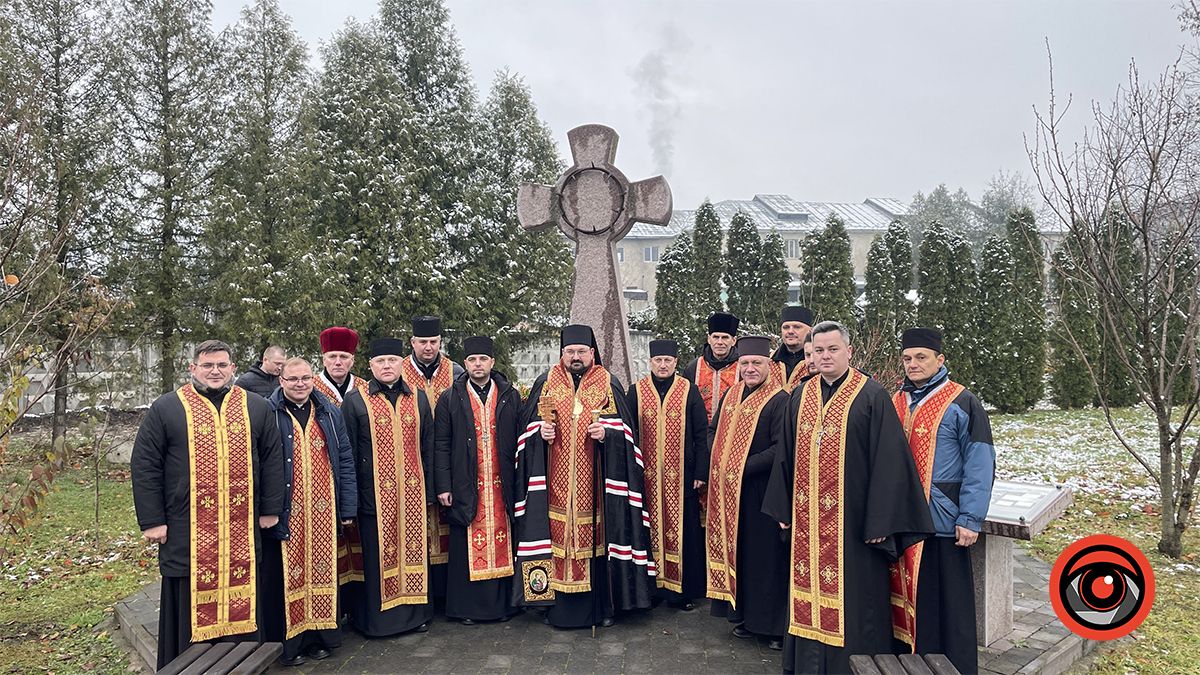 Коломияни вшанували пам'ять жертв Голодомору в Україні 9