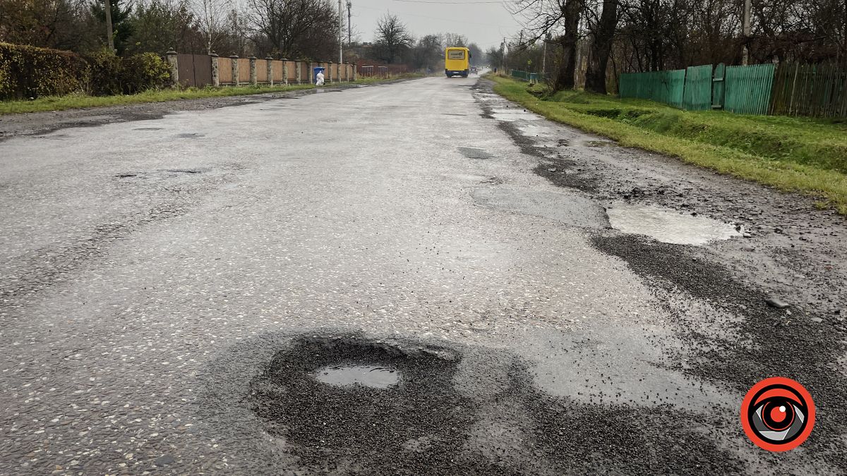 Скільки коштує ремонт центральної дороги у П'ядиках, якого вистачило "до першого дощу" 1