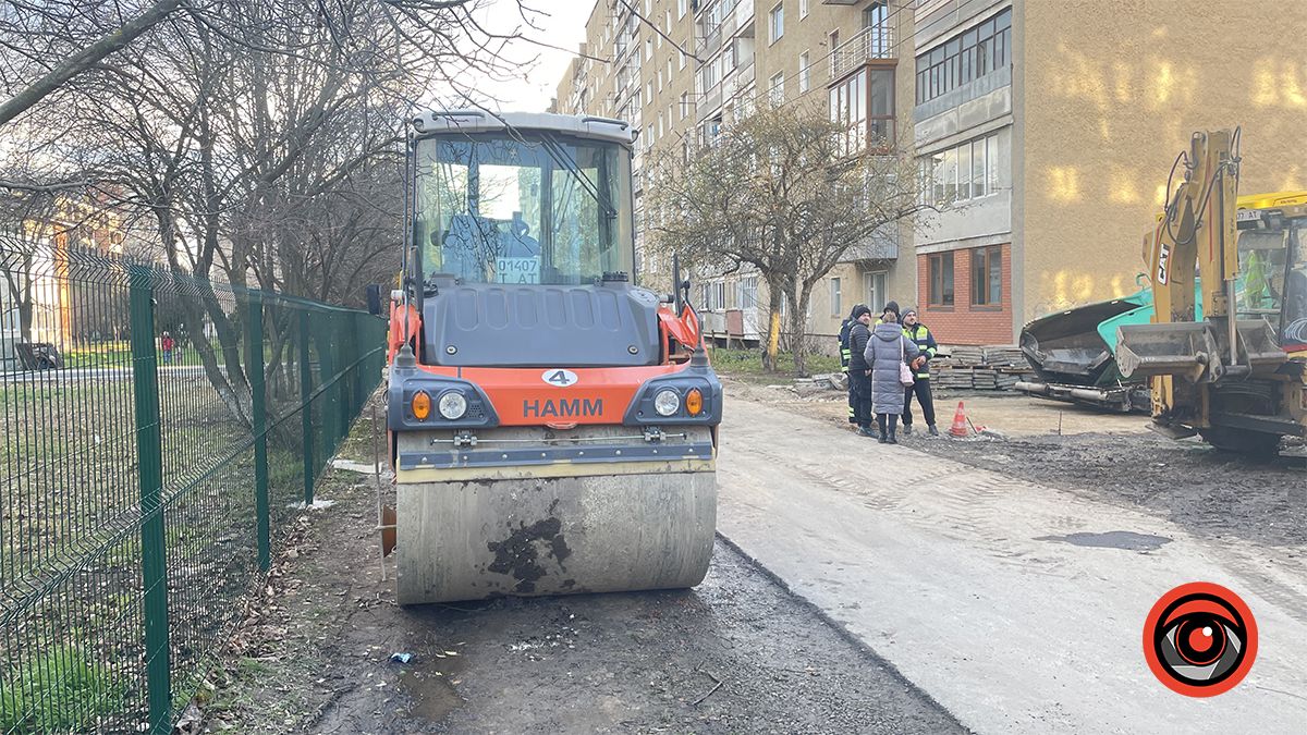 У Коломиї на вул. Заньковецької ремонтують проїзди, вартість – майже 3,5 млн грн 1