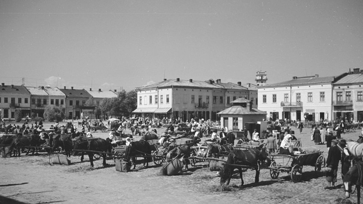 Розфарбовуємо минуле: давні фото Коломиї в кольорі 11
