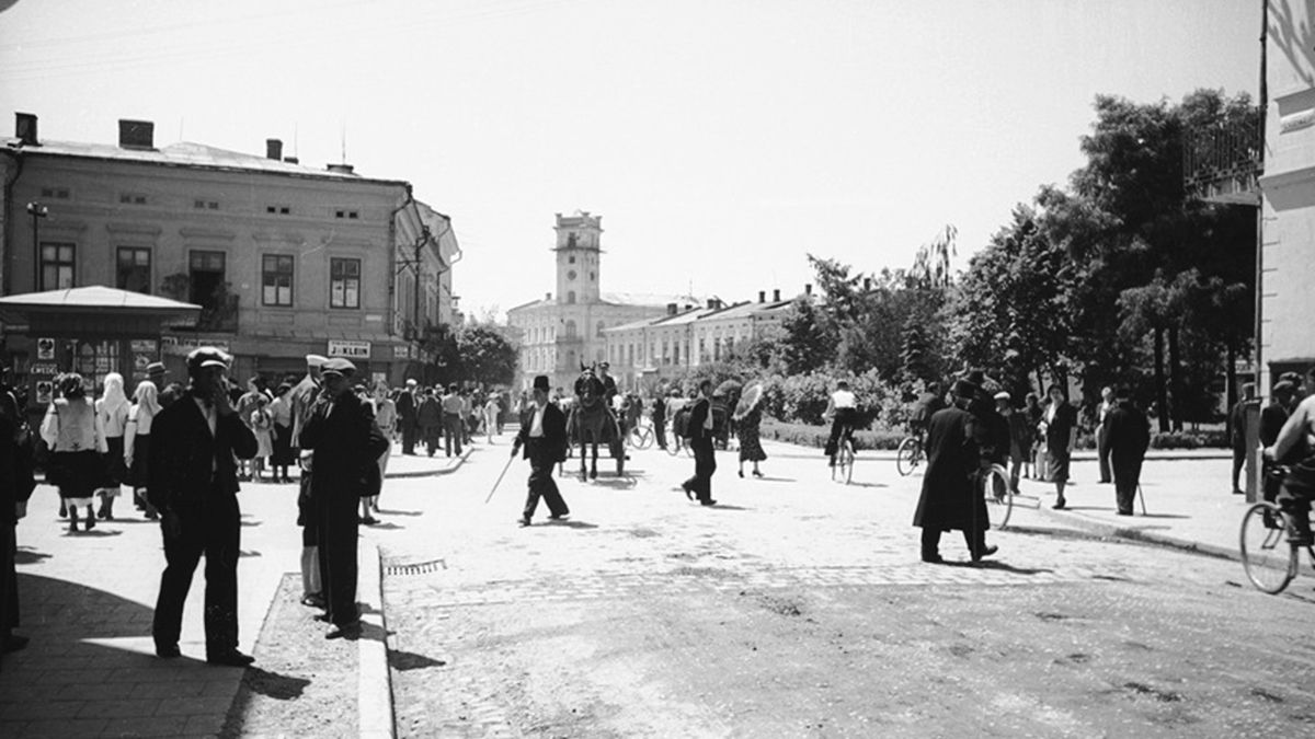 Розфарбовуємо минуле: давні фото Коломиї в кольорі 13