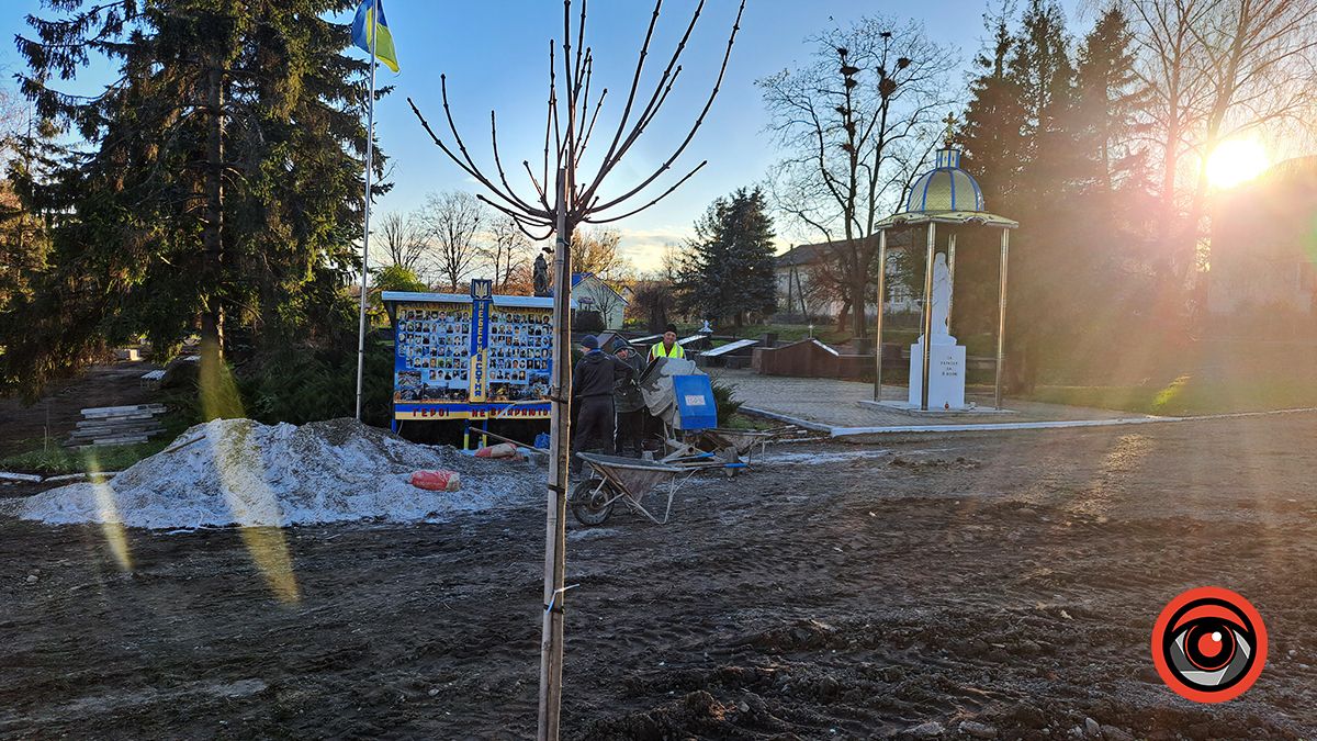 Скільки обійдеться новенька бруківка в центрі Гвіздця 6