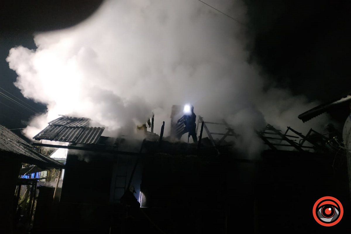 На Коломийщині палав будинок 3