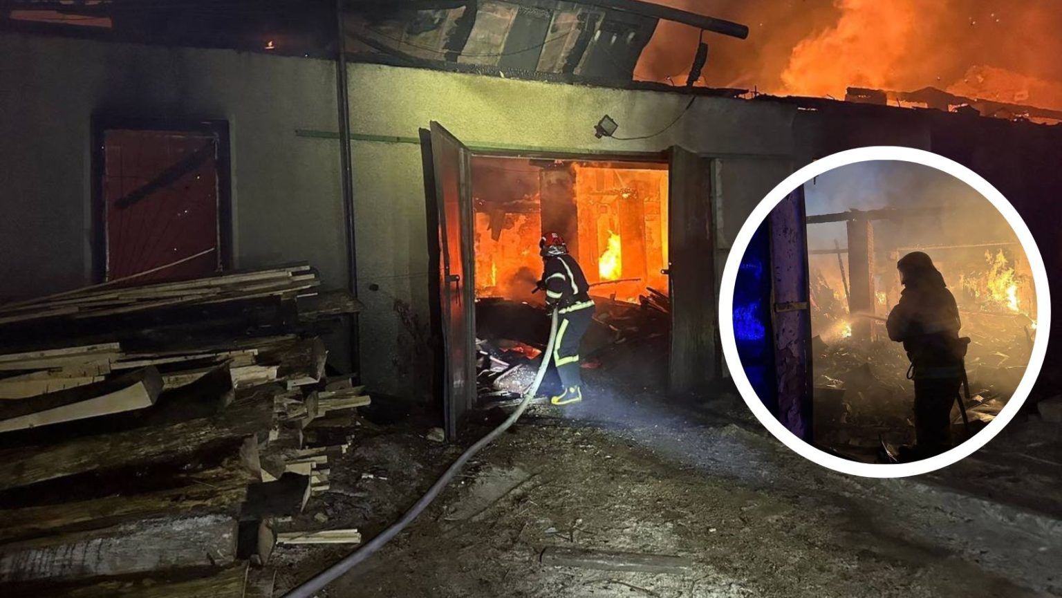 22 вогнеборці ліквідовували масштабну пожежу цеху в Ланчині