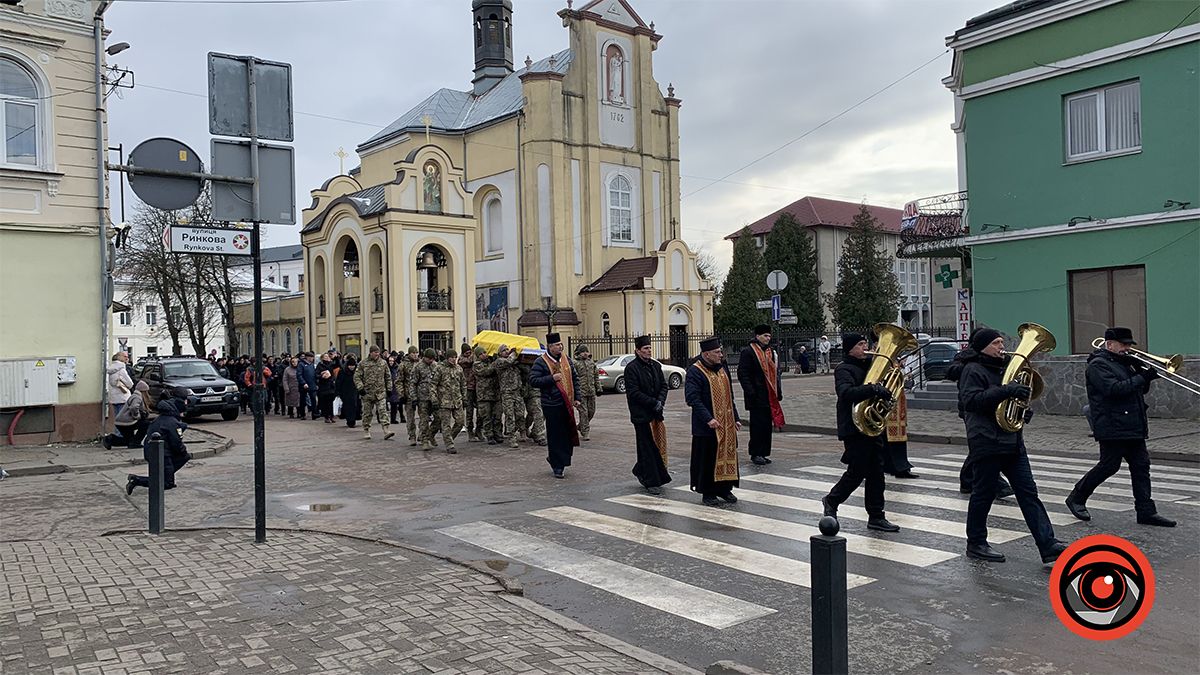 Коломия прощалася із загиблим Героєм Романом Самуляком 7