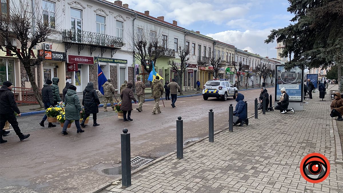 Коломия прощалася із загиблим Героєм Романом Самуляком 8