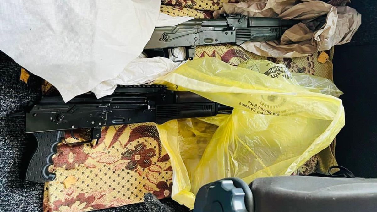 Цілий арсенал боєприпасів та зброї виявили правоохоронці на Коломийщині 4