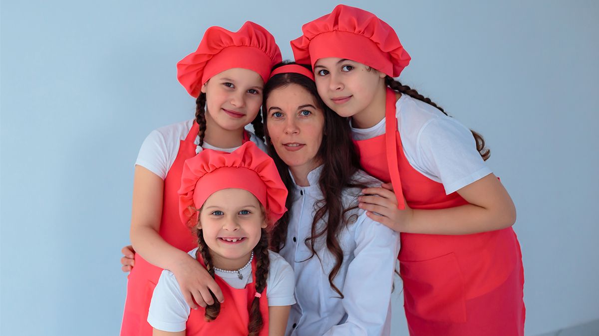 Чудова розвага для дітей та дорослих | Розпис пряників на майстер-класі Оксани Чабанюк 7