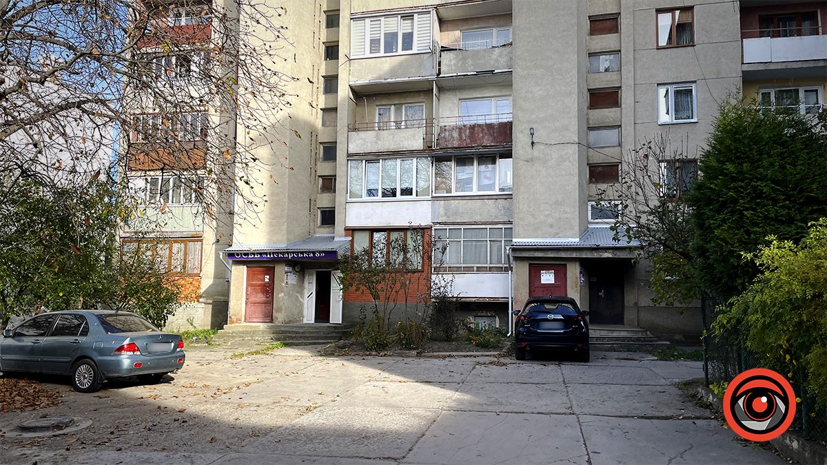 багатоповерхівка на вулиці Пекарській