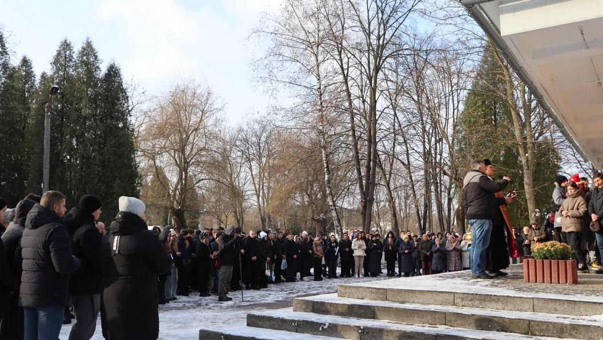 У Коломиї відкрили меморіальну дошку Сергію Ніньовському 3