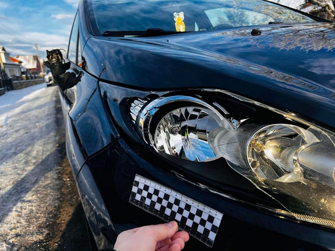 На Надвірнянщині під колеса авто потрапила жінка та дитина 1