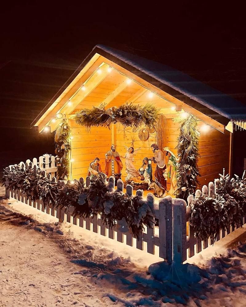 У Ворохті й Татарові замість ялинки встановили вертепні шопки 3
