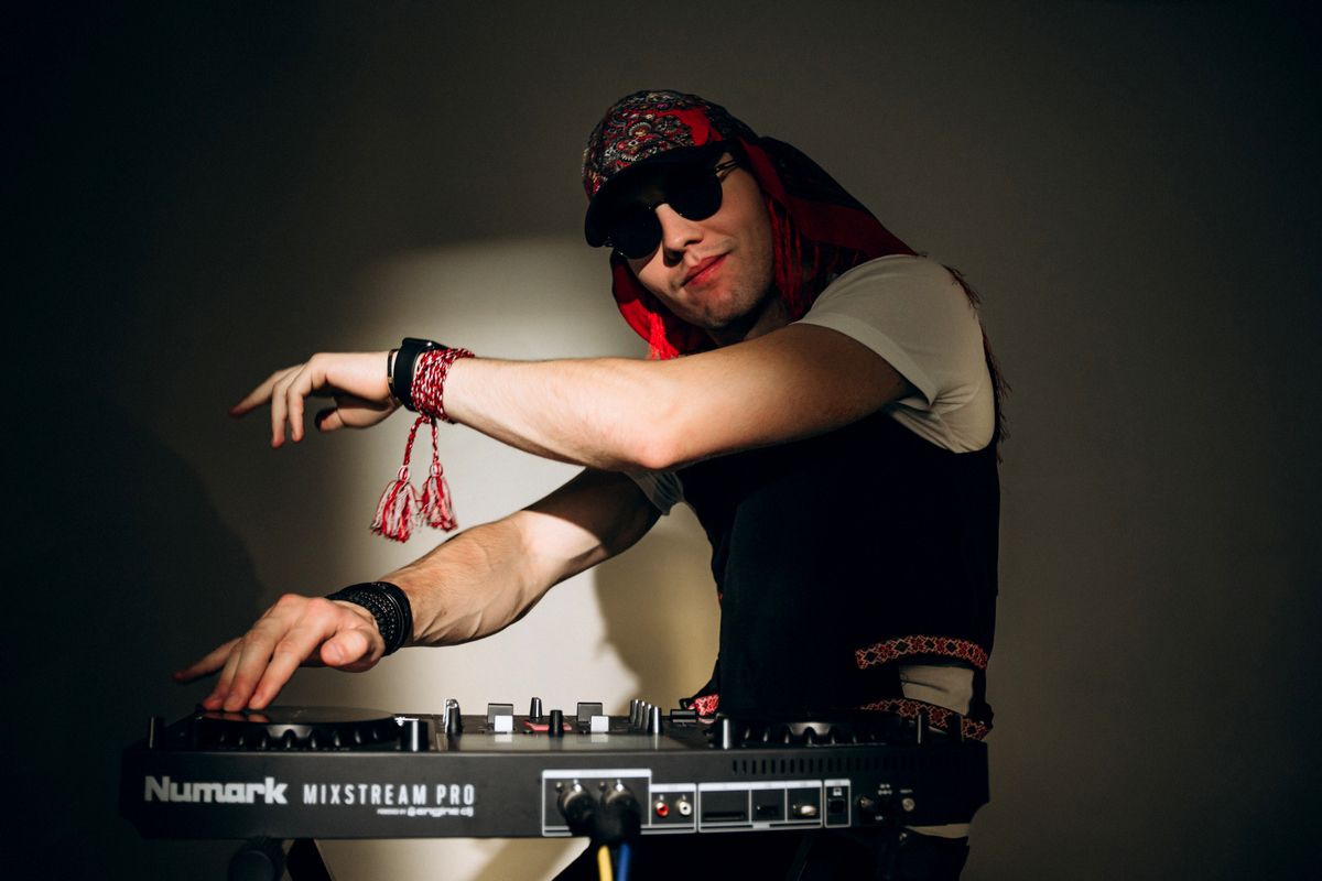 Славетний "Щедрик" у стилі етнохаус створили у Коломиї 1