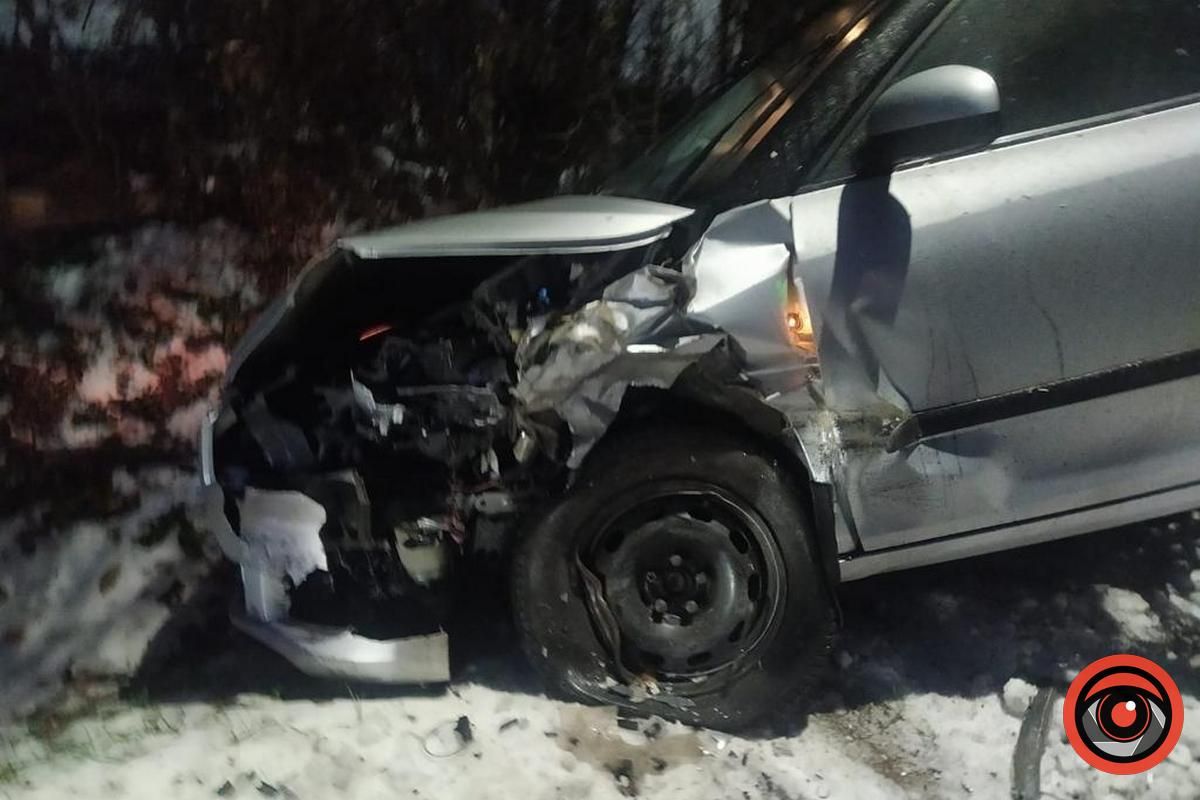 День ДТП: через ожеледицю 6 грудня у Коломиї та ближніх селах трапилось щонайменше 8 аварій 11