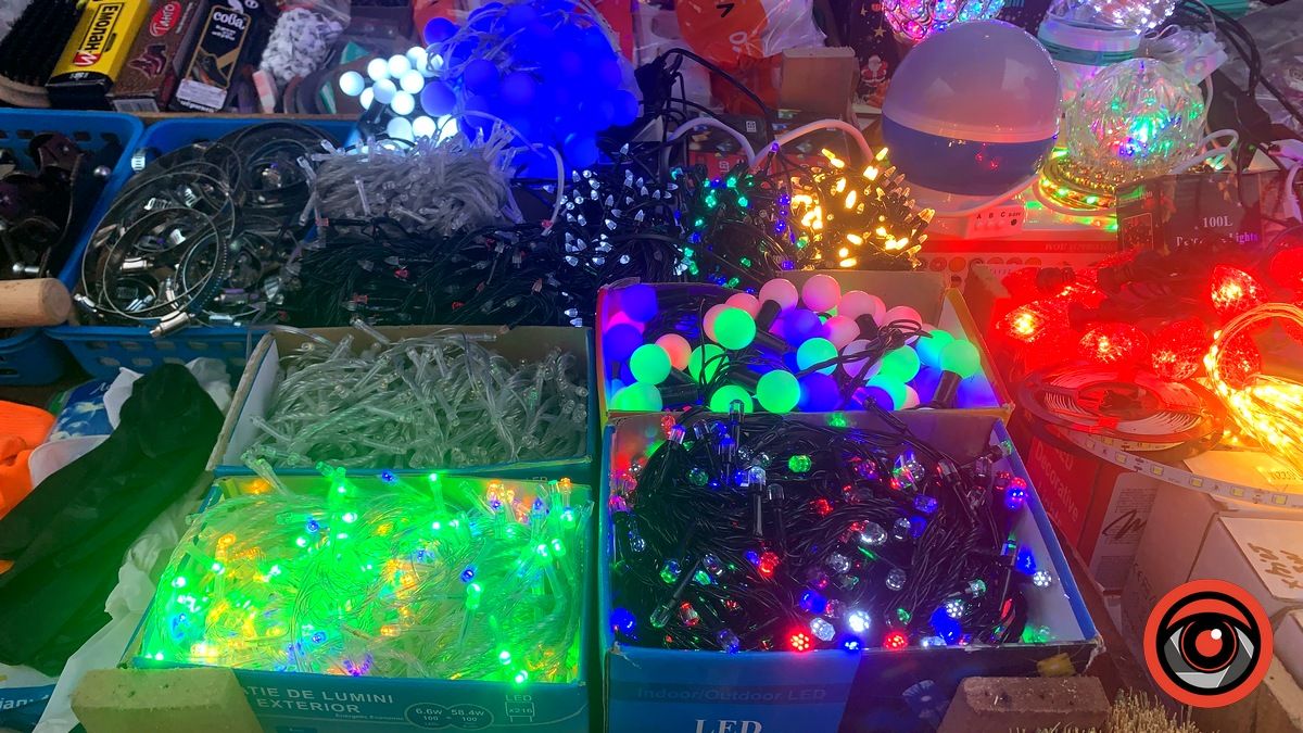 Яка сьогодні вартість гірлянд у Коломиї 1