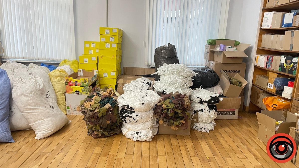 Волонтерський центр таки звільнив головну залу Народного дому Коломиї 3