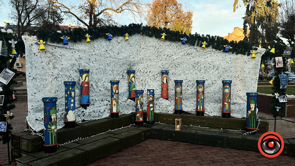 У центрі Коломиї відкрили особливу різдвяну шопку. Фоторепортаж 8