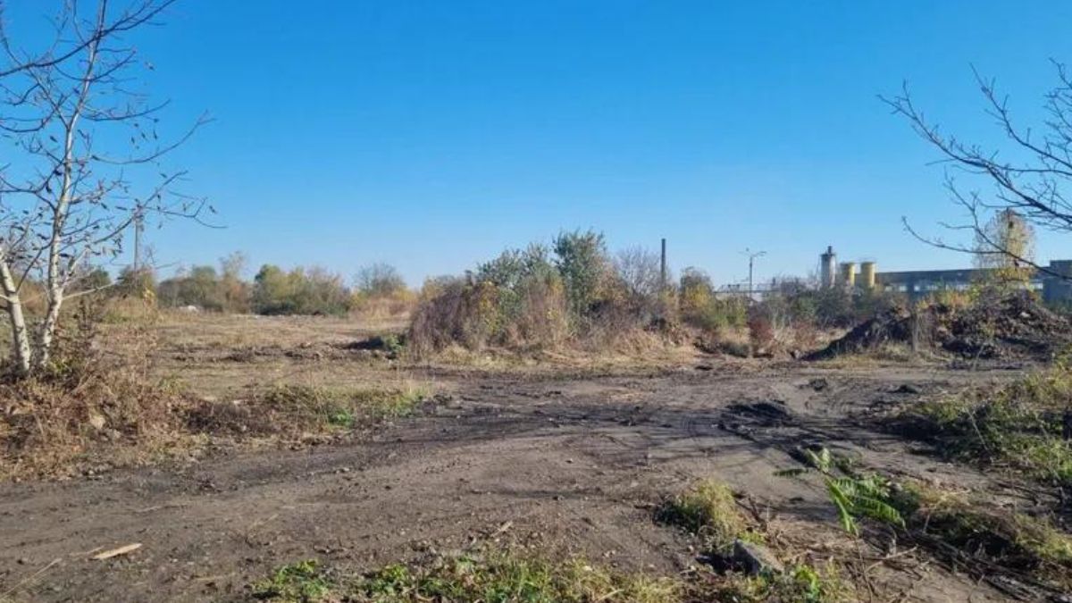 земельна ділянка на вул Карпатська