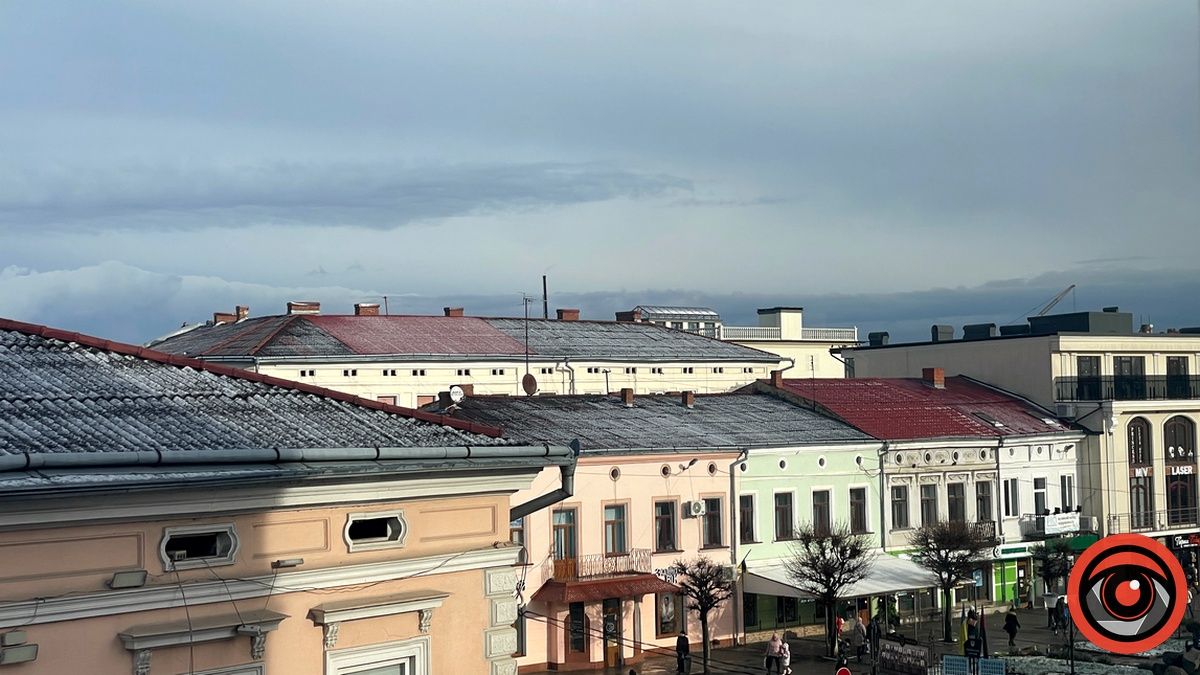 Робота в Коломиї є: 57 цивільних і 250 військових нових вакансій
