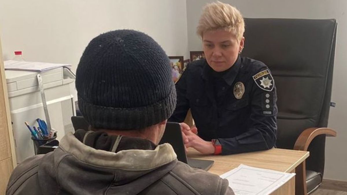 У Львові перехожий обікрав бабусю з Коломиї