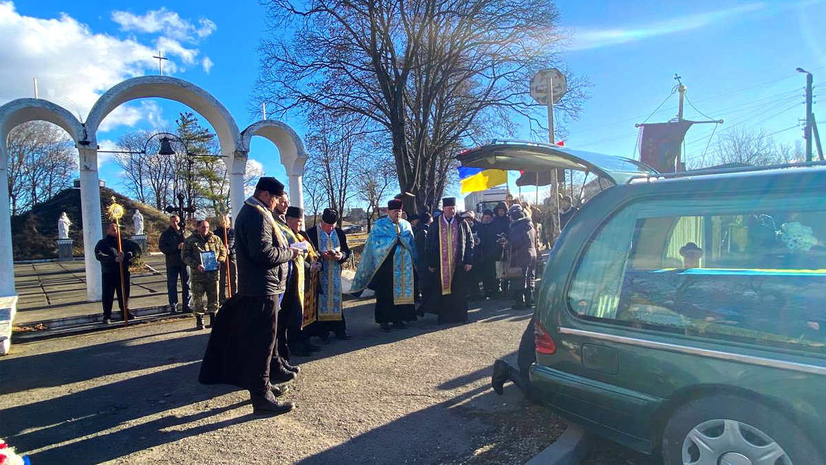 прощання з Миколою Хрущином