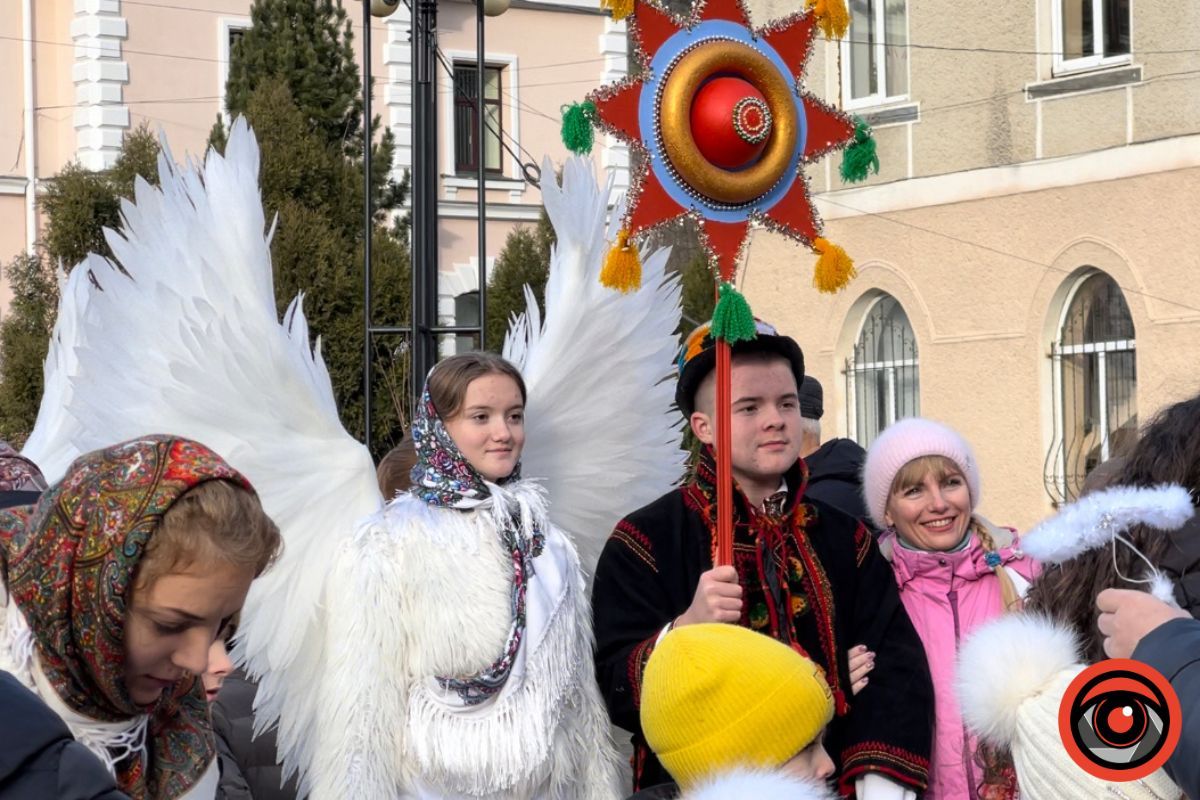 Як в Яремче пройшла спільна коляда за мир в Україні 2