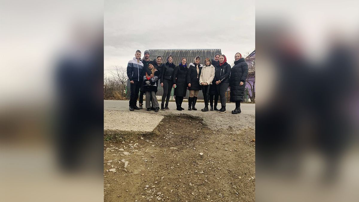 В селі на Надвірнянщині заколядували півмільйона гривень на ЗСУ 7