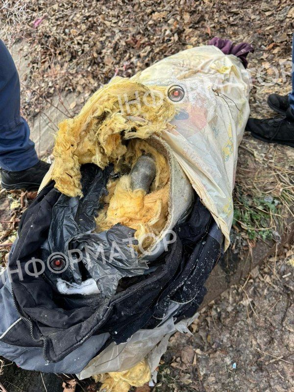 У Коломиї на вулиці помітили підозрілу сумку та мішок: що виявила поліція? 2