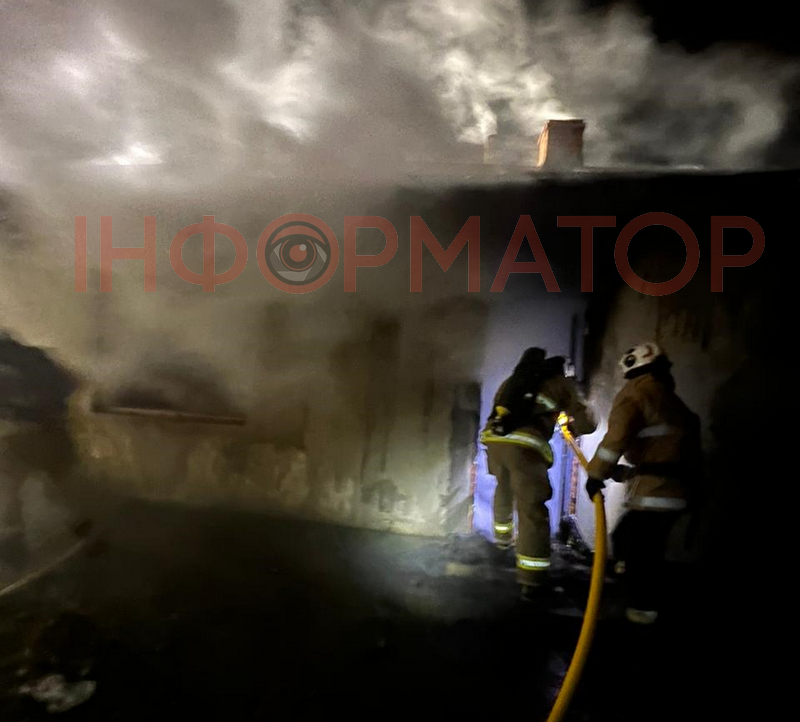 Вночі на Коломийщині горів житловий будинок 1