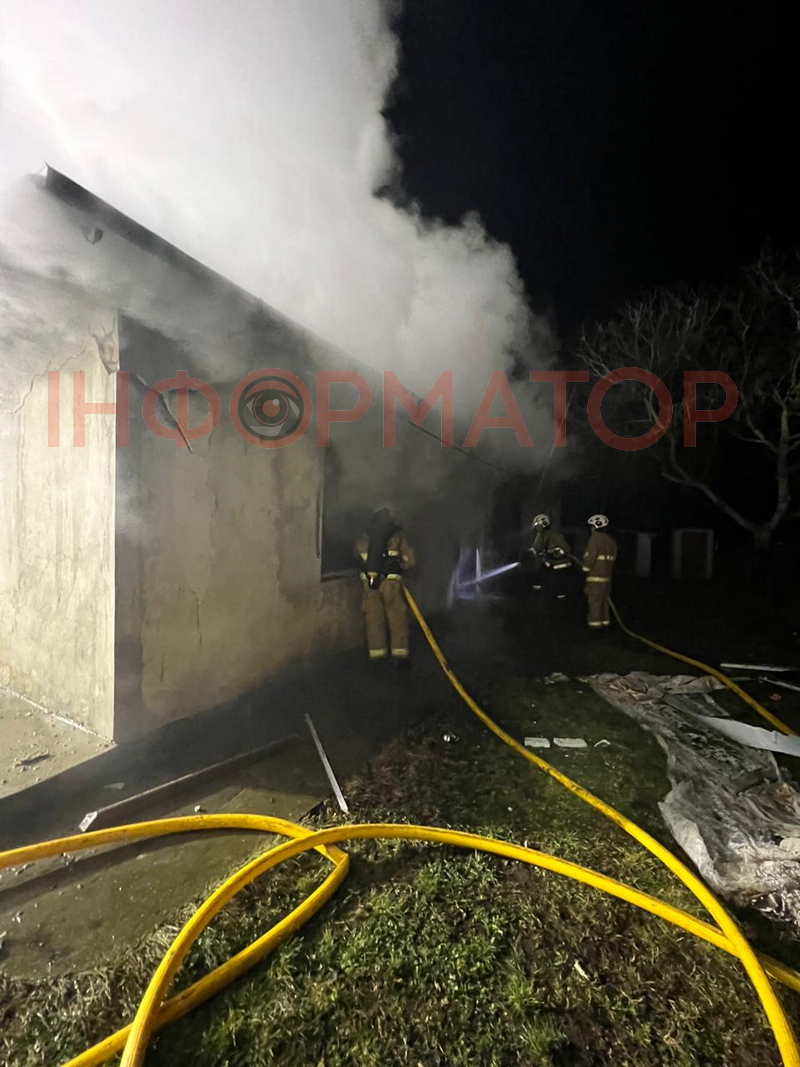 Вночі на Коломийщині горів житловий будинок 2