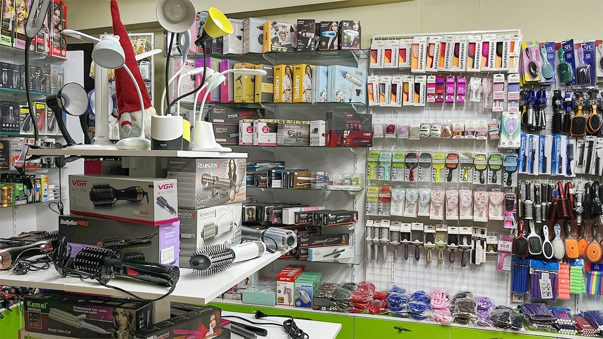 Оазис жіночої краси в магазині косметики "Опті" 8