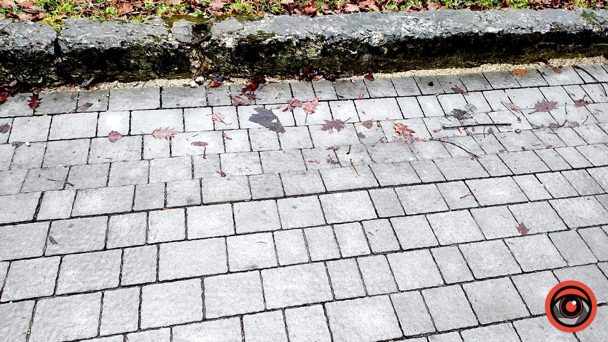 Нова бруківка в Коломиї вже пішла хвилями 3