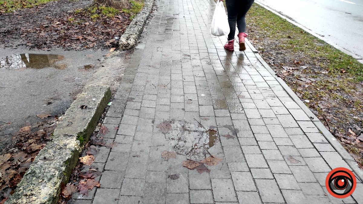 Нова бруківка в Коломиї вже пішла хвилями 6