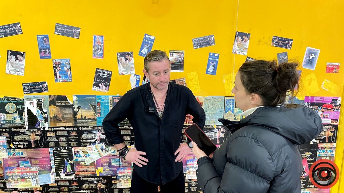 У Коломиї виступає рок-гурт "Жадан і Собаки". Що культовий письменник сказав про Писанкову 8