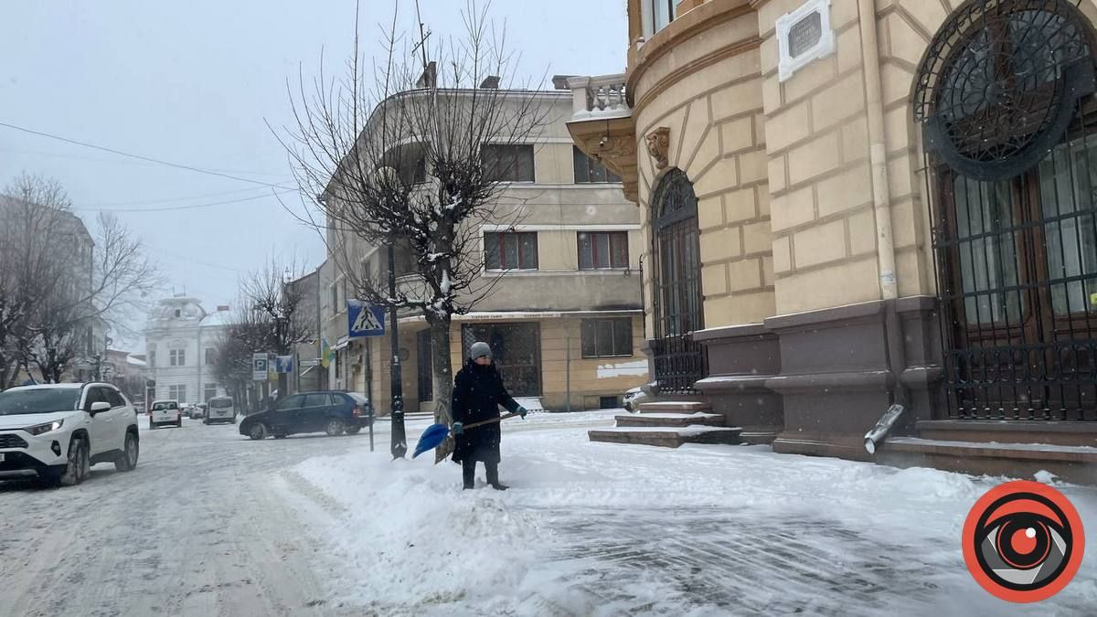 вул Театральна