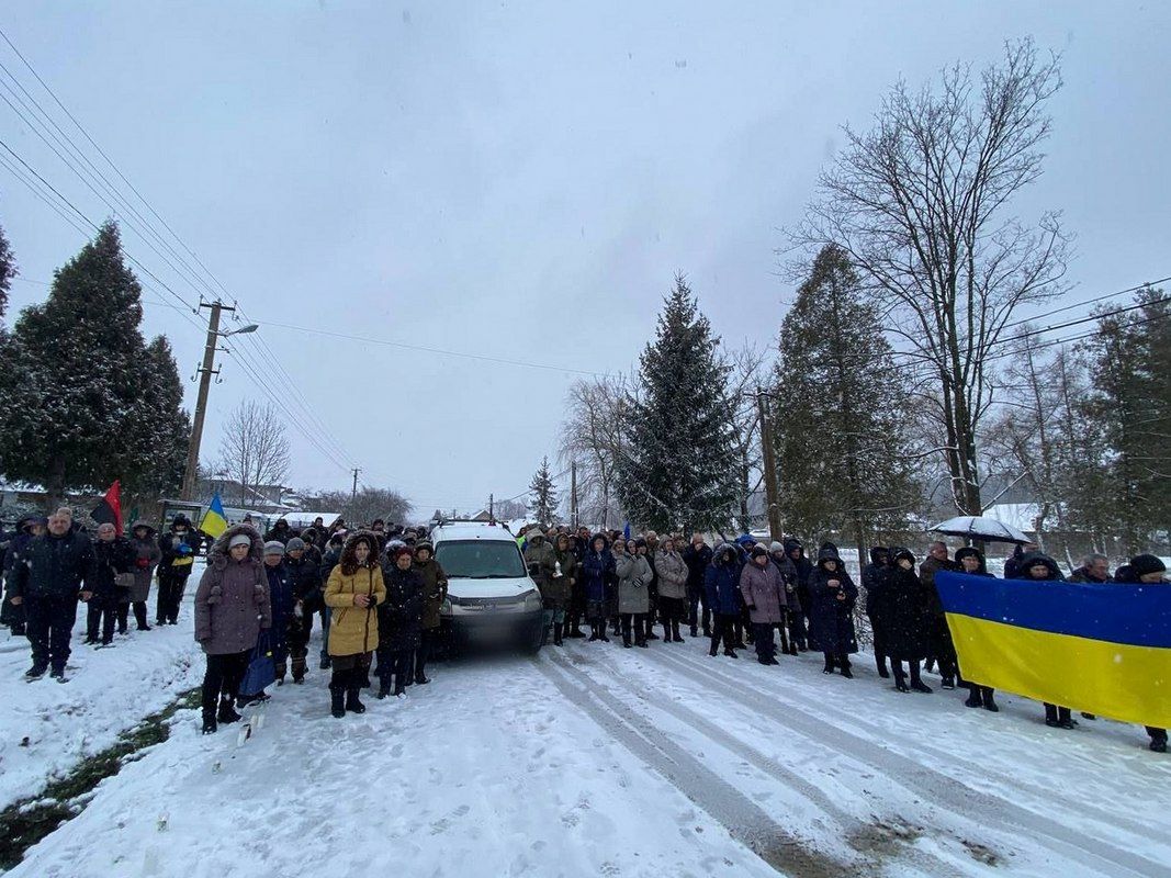 Печеніжинська громада зустріла Героя Руслана Шелембина 3