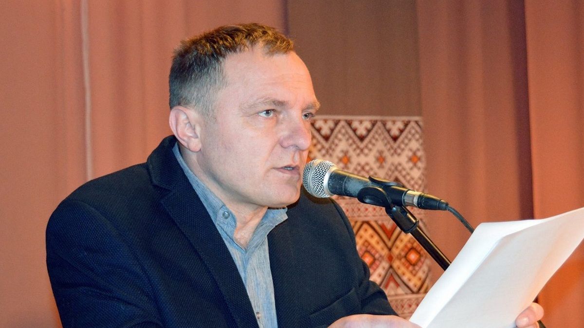 Які офіційні доходи та чим володіє міський голова Косова