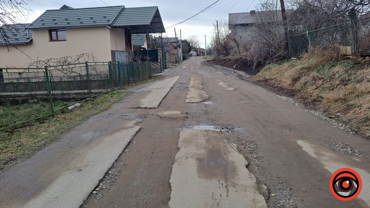 На вул. Войнаровського вкотре утворилося провалля 3