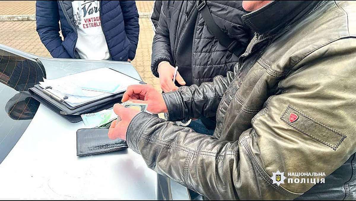 У Городенці злодій вкрав гроші з бібліотеки 1