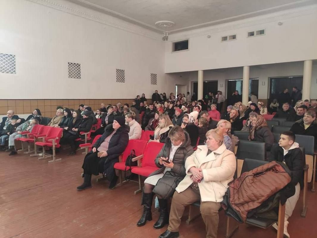 Музики Правобережної Коломийщини: у Печеніжині презентували книгу Миколи Савчука 8