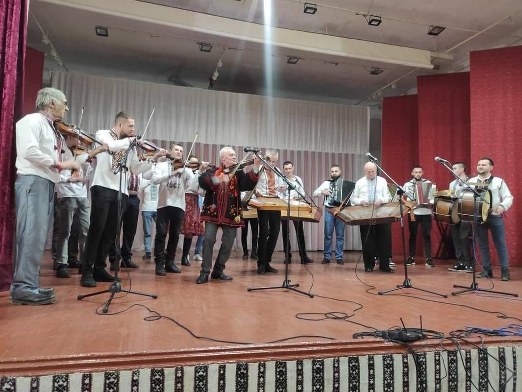 Музики Правобережної Коломийщини: у Печеніжині презентували книгу Миколи Савчука 5