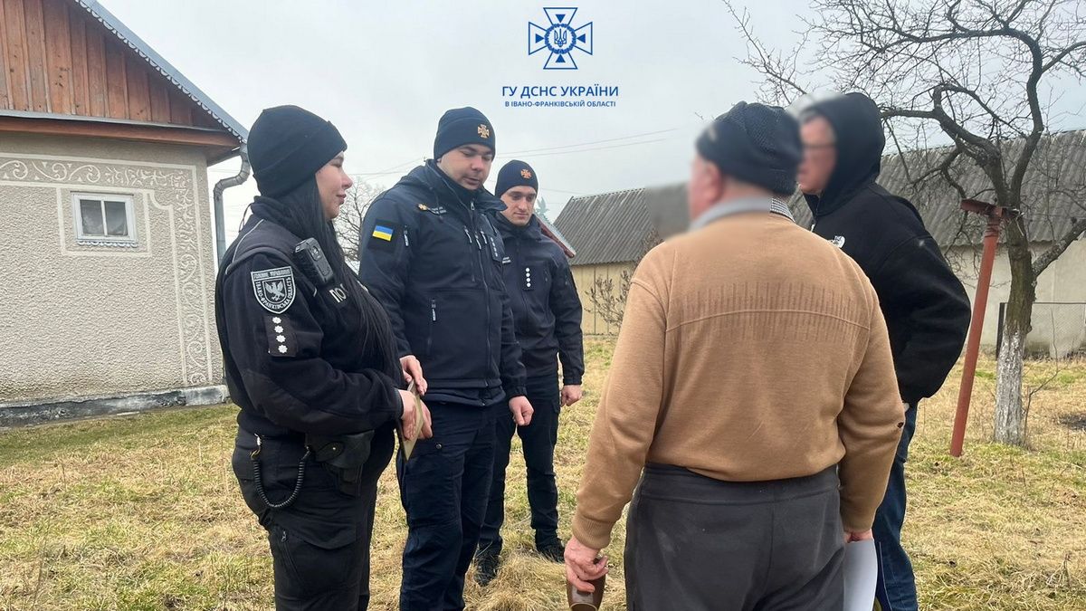 У Коломийській громаді оштрафували палія сухої трави