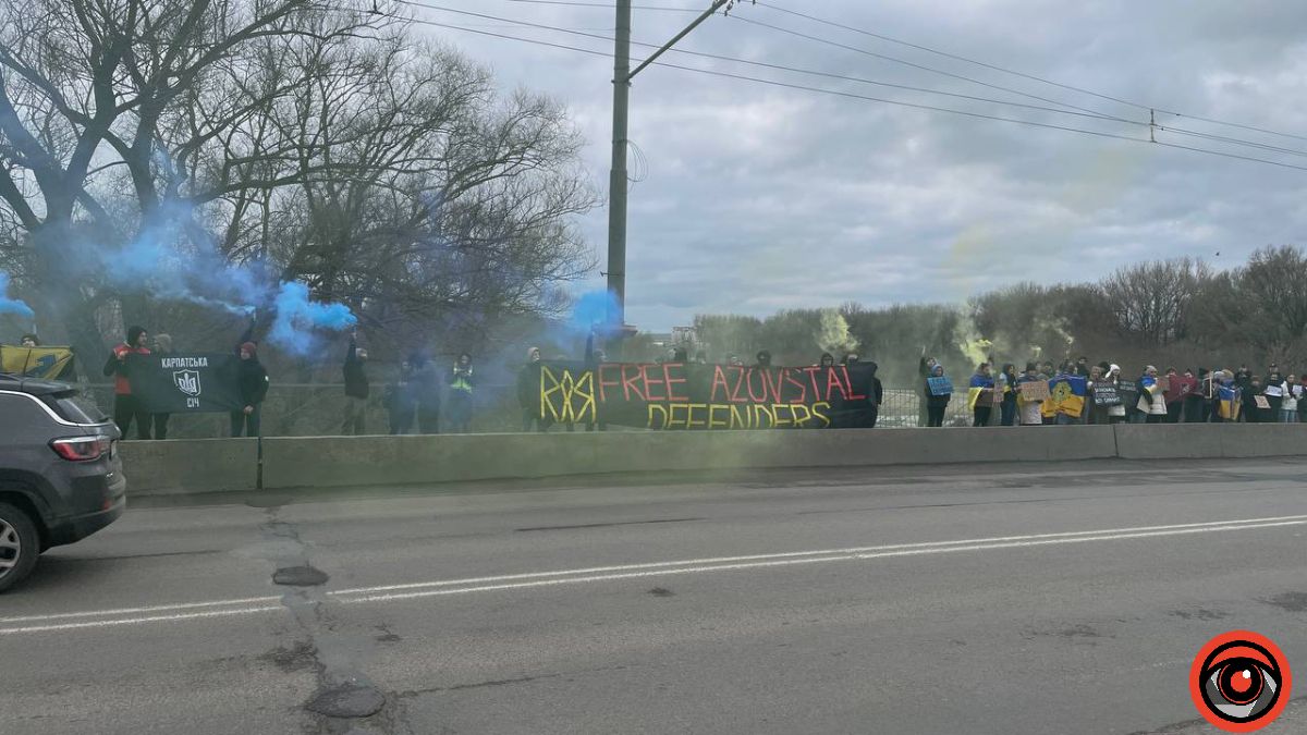 В Івано-Франківську вкотре відбулася акція на підтримку полонених воїнів