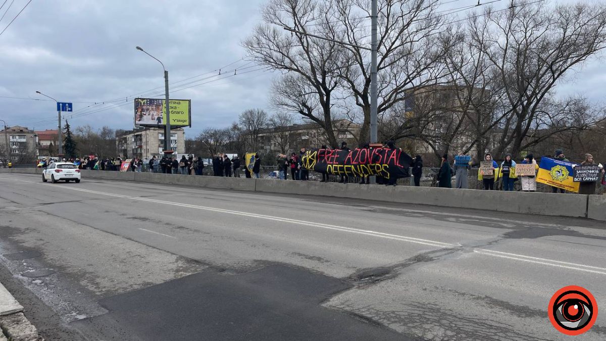 В Івано-Франківську вкотре відбулася акція на підтримку полонених воїнів 4